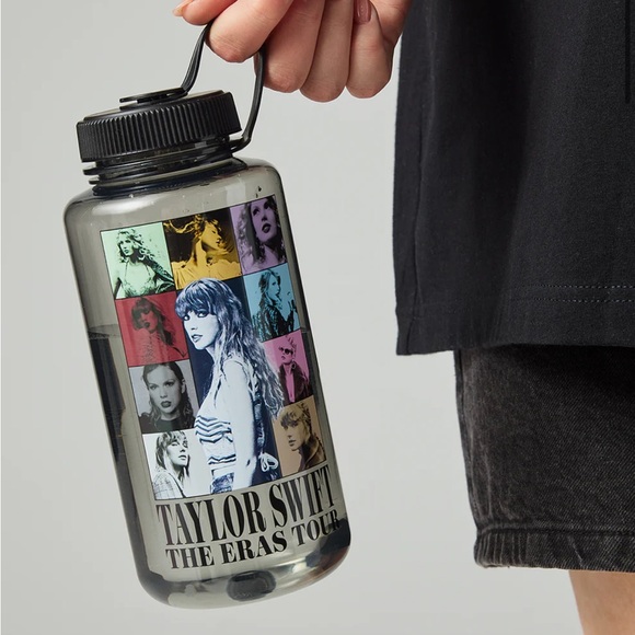 Taylor Swift The Eras Tour Water Bottle - Picture 1 of 4
